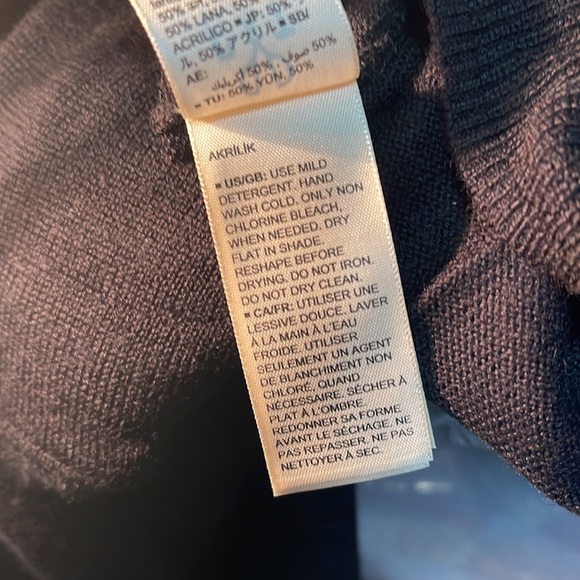 Lightweight Merino Wool hoodie sweater size XL Black NWT - Picture 6 of 6